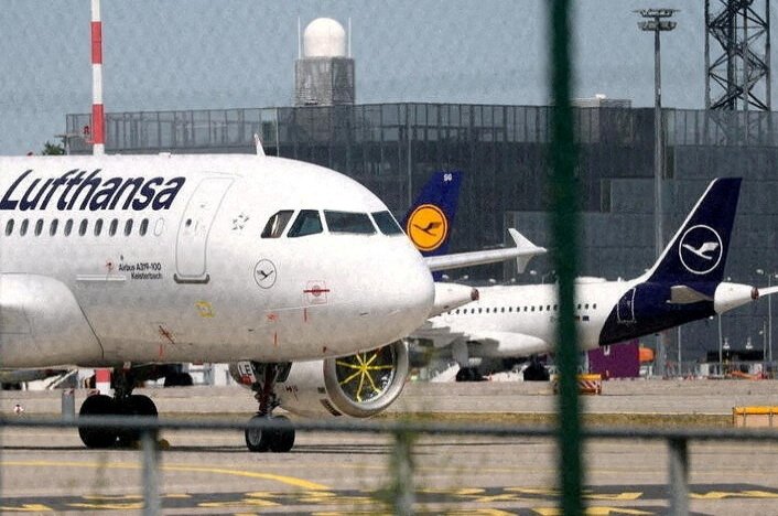 Die deutsche Fluggesellschaft Lufthansa verzeichnet ihren ersten Nettogewinn seit Beginn der Pandemie