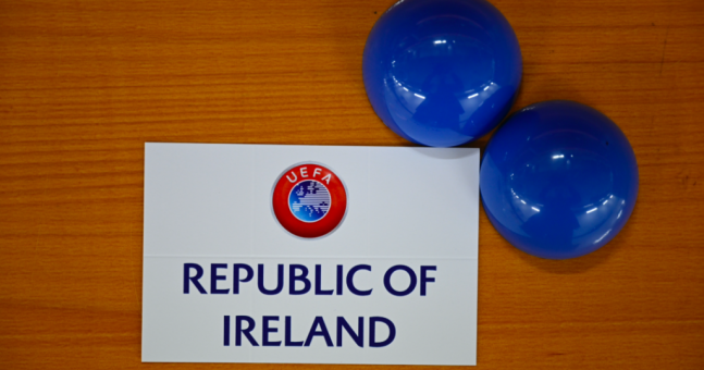 Die Republik Irland WNT trifft in den Playoffs zur FIFA-Weltmeisterschaft auf Schottland oder Österreich