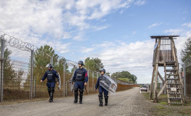 Ungarn, Österreich und Serbien arbeiten zusammen, um die Migration einzudämmen