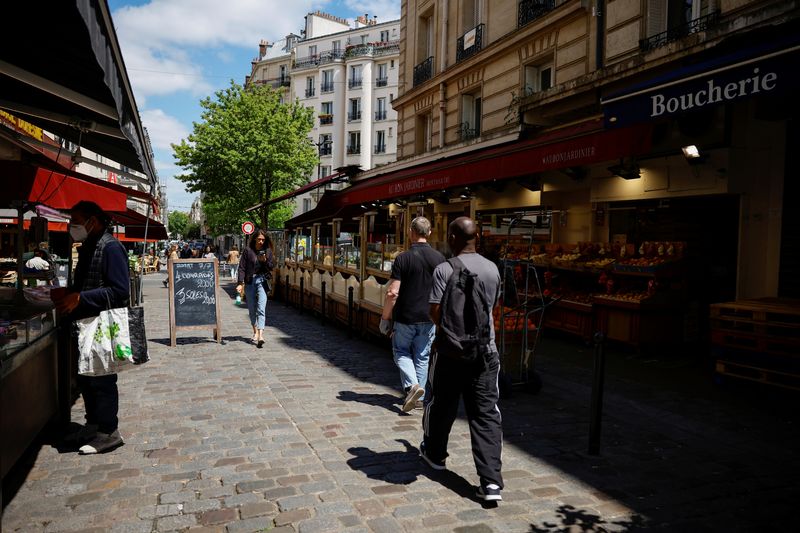 Die französische Wirtschaft wächst im dritten Quartal schwach, die Inflation erreicht ein Rekordhoch