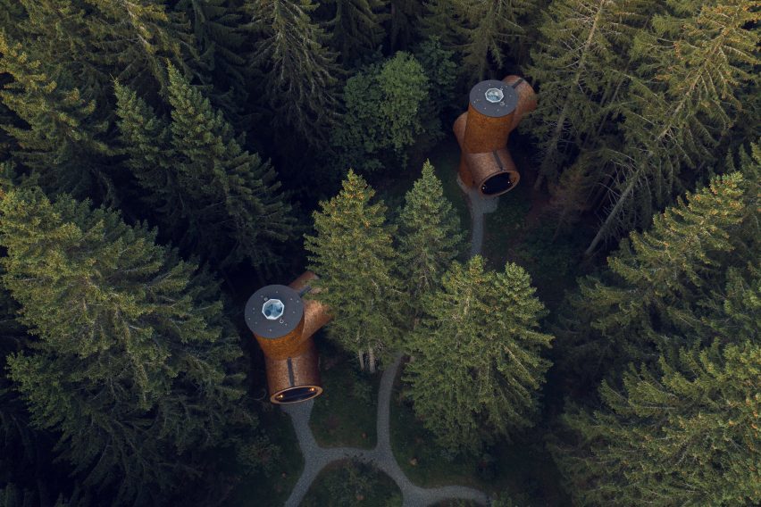 Luftaufnahme von Berts Baumhäusern in Österreich