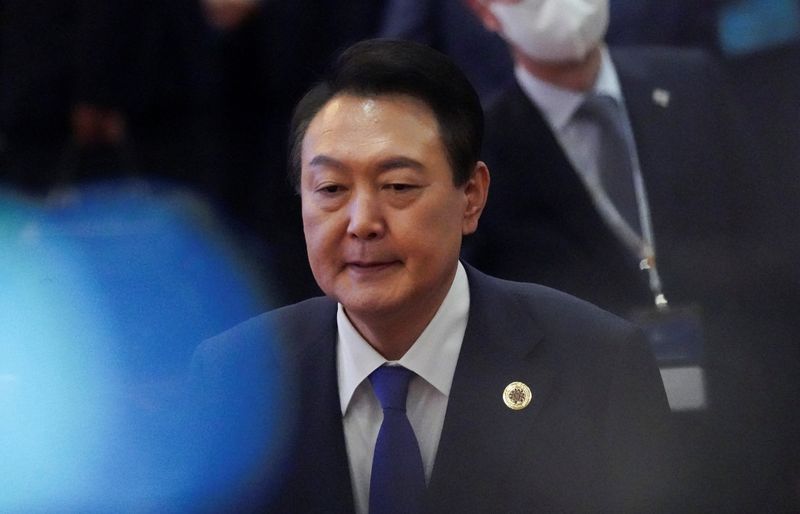 Der südkoreanische Präsident warnt vor hartem Durchgreifen, da der Streik der Trucker in den zweiten Tag geht
