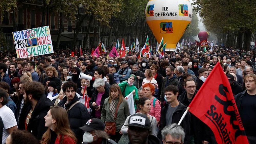 Factbox-Streiks, Proteste in Europa um Lebenshaltungskosten und Löhne