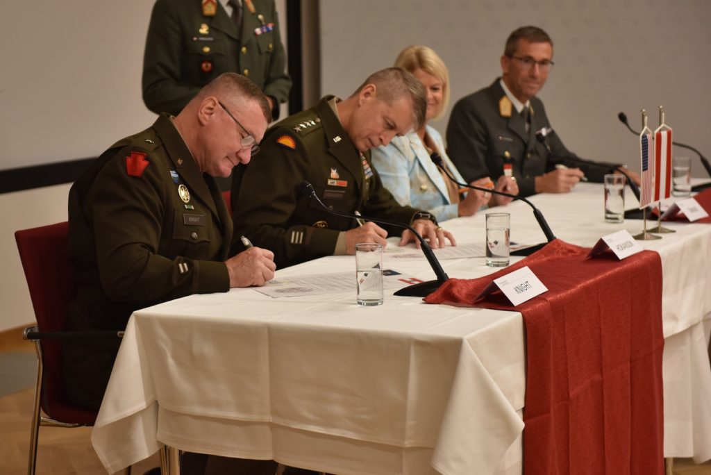 Gardechef sieht in Mitteleuropa dauerhafte Partnerschaften und Wachstum > Nationalgarde > Garde-News