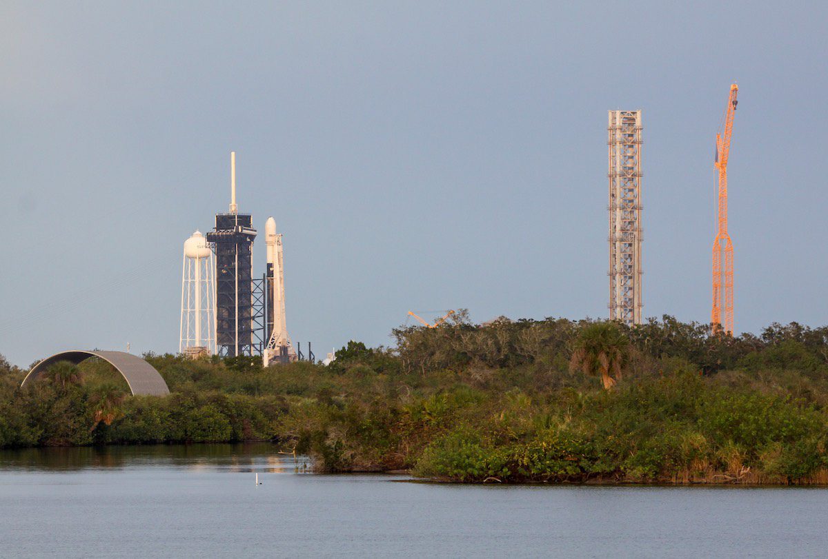 SpaceX-Booster startet zum 15. Mal auf Starlink-Mission – Spaceflight Now