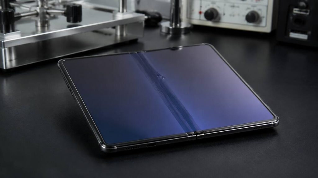 Galaxy Z Fold8 Ultra im Härtetest: Faltbares Display versagt beim zweiten Biegeversuch